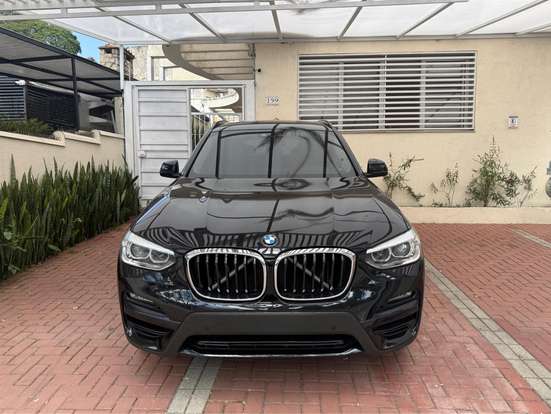 BMW-X3-2021
