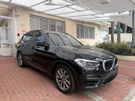 BMW-X3-2021