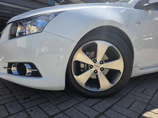 CHEVROLET-CRUZE-2012