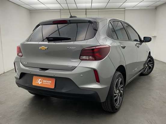 CHEVROLET-ONIX-2024
