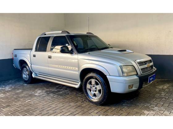 CHEVROLET S10 2.4 MPFI EXECUTIVE 4X2 CD 8V FLEX 4P MANUAL