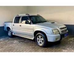 CHEVROLET S10 2.4 MPFI EXECUTIVE 4X2 CD 8V FLEX 4P MANUAL CHEVROLET S10 2.4 MPFI EXECUTIVE 4X2 CD 8V FLEX 4P MANUAL