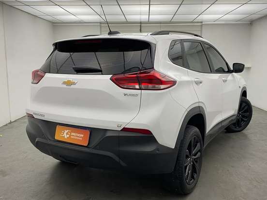 CHEVROLET-TRACKER-2022