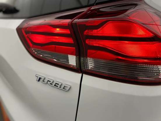 CHEVROLET-TRACKER-2022