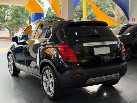 CHEVROLET-TRACKER-2014