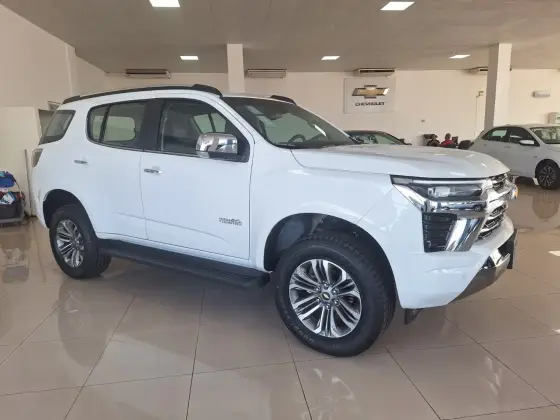 CHEVROLET TRAILBLAZER 2.8 16V TURBO DIESEL HIGH COUNTRY 7L 4X4 AUTOMÁTICO