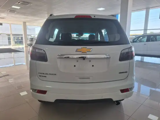 CHEVROLET-TRAILBLAZER-2025