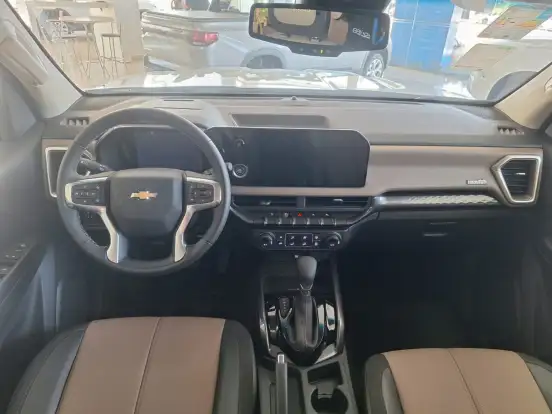CHEVROLET-TRAILBLAZER-2.8 16V TURBO DIESEL HIGH COUNTRY 7L 4X4 AUTOMÁTICO CHEVROLET-TRAILBLAZER-2025
