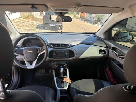 CHEVROLET-ONIX-1.4 MPFI ADVANTAGE 8V FLEX 4P AUTOMÁTICO CHEVROLET-ONIX-2019