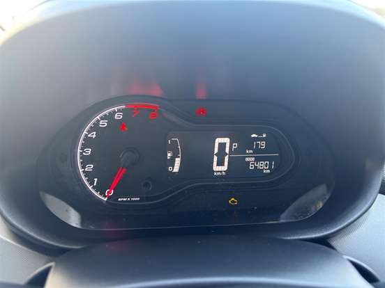 CHEVROLET-ONIX-1.4 MPFI ADVANTAGE 8V FLEX 4P AUTOMÁTICO CHEVROLET-ONIX-2019