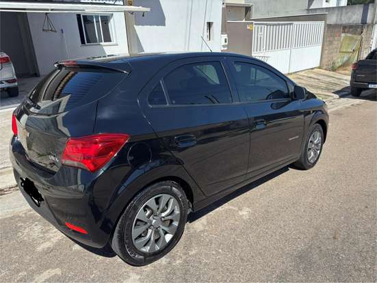 CHEVROLET-ONIX-2019