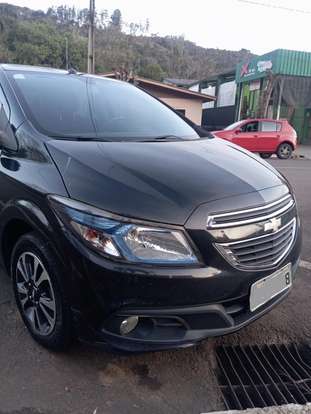 CHEVROLET-ONIX-2013