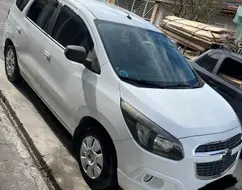 CHEVROLET SPIN 1.8 LT 8V FLEX 4P MANUAL CHEVROLET SPIN 1.8 LT 8V FLEX 4P MANUAL
