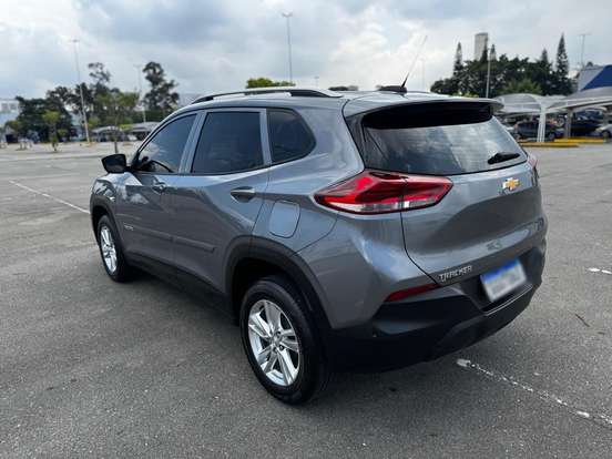 CHEVROLET-TRACKER-2020