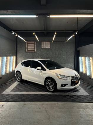 CITROËN DS4 1.6 THP GASOLINA CHIC AUTOMÁTICO