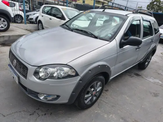 FIAT PALIO 1.6 TREKKING WEEKEND 16V FLEX 4P MANUAL FIAT PALIO 1.6 TREKKING WEEKEND 16V FLEX 4P MANUAL