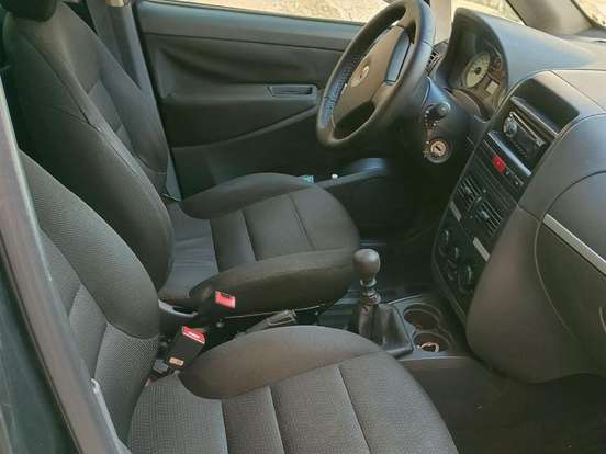 FIAT-IDEA-1.4 MPI ELX 8V FLEX 4P MANUAL FIAT-IDEA-2005