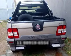 FIAT STRADA 1.8 MPI ADVENTURE CE 8V FLEX 2P MANUAL FIAT STRADA 1.8 MPI ADVENTURE CE 8V FLEX 2P MANUAL