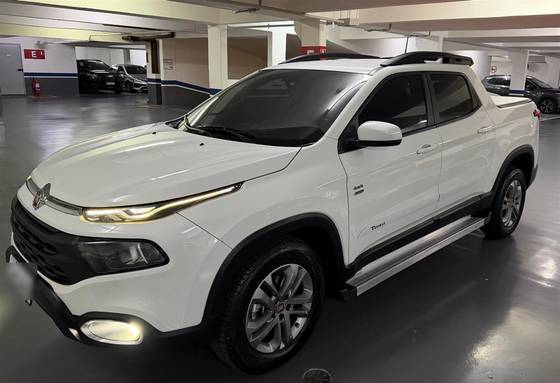 FIAT TORO 2.0 16V TURBO DIESEL FREEDOM 4WD AT9