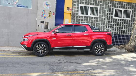 FIAT TORO 2.0 16V TURBO DIESEL RANCH 4WD AT9