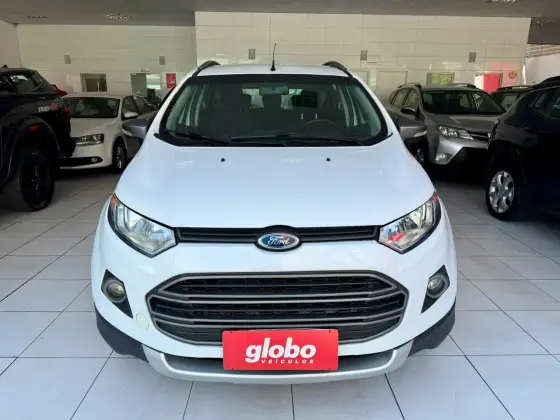 FORD ECOSPORT 1.6 FREESTYLE 16V FLEX 4P MANUAL FORD ECOSPORT 1.6 FREESTYLE 16V FLEX 4P MANUAL