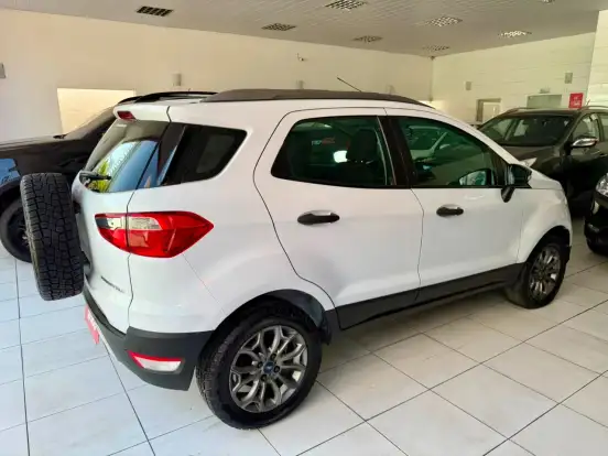 FORD-ECOSPORT-2013