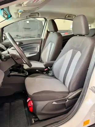 FORD-ECOSPORT-2013
