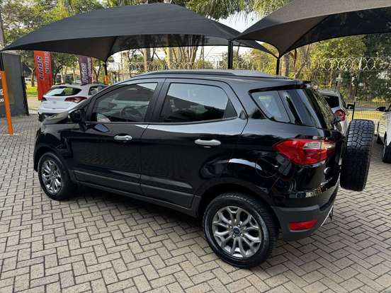 FORD-ECOSPORT-2015