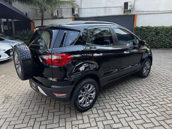 FORD-ECOSPORT-1.6 FREESTYLE 16V FLEX 4P MANUAL FORD-ECOSPORT-2015