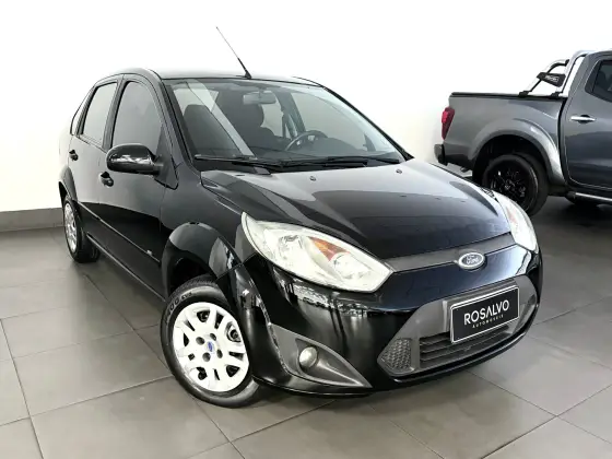 FORD FIESTA 1.6 ROCAM SEDAN 8V FLEX 4P MANUAL FORD FIESTA 1.6 ROCAM SEDAN 8V FLEX 4P MANUAL