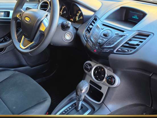 FORD-FIESTA-1.6 SE HATCH 16V FLEX 4P POWERSHIFT FORD-FIESTA-2015