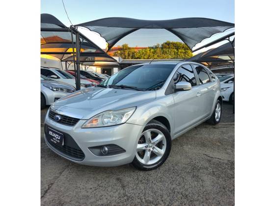 FORD FOCUS 1.6 GL 16V FLEX 4P MANUAL