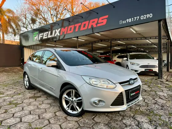 FORD FOCUS 2.0 SE 16V FLEX 4P POWERSHIFT