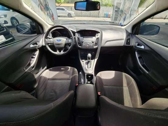 FORD-FOCUS-2.0 SE SEDAN 16V FLEX 4P POWERSHIFT FORD-FOCUS-2015