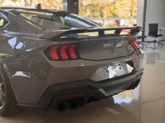 FORD-MUSTANG-5.0 V8 GASOLINA DARK HORSE SELECTSHIFT FORD-MUSTANG-2025