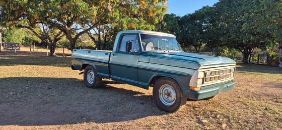 FORD F-1000 3.9 SUPER SÉRIE 4X2 CS 8V TURBO DIESEL 2P MANUAL