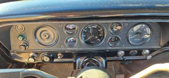FORD-F-1000-1984