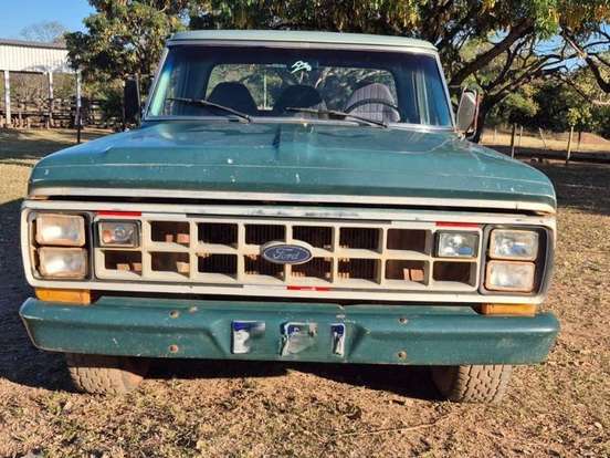FORD-F-1000-3.9 SUPER SÉRIE 4X2 CS 8V TURBO DIESEL 2P MANUAL FORD-F-1000-1984