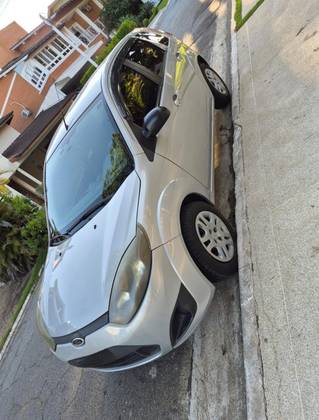 FORD FIESTA 1.0 ROCAM SE 8V FLEX 4P MANUAL