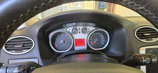 FORD-FOCUS-2013