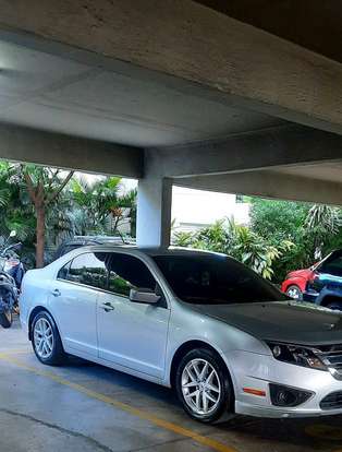 FORD-FUSION-2011