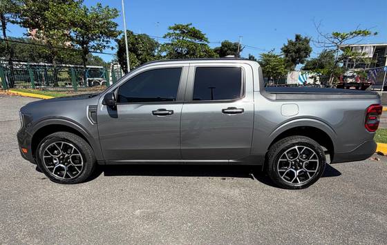 FORD MAVERICK 2.5 HYBRID LARIAT e-CVT