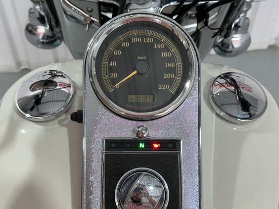 HARLEY-DAVIDSON-SOFTAIL HERITAGE CLASSIC-2008