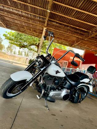 HARLEY-DAVIDSON SOFTAIL FAT BOY 