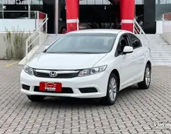 HONDA CIVIC 1.8 LXS 16V FLEX 4P AUTOMÁTICO HONDA CIVIC 1.8 LXS 16V FLEX 4P AUTOMÁTICO