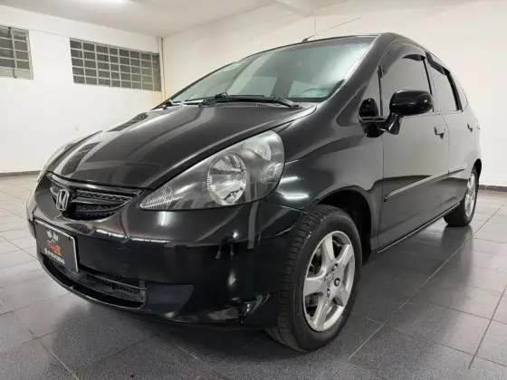 HONDA FIT 1.4 LX 8V GASOLINA 4P AUTOMÁTICO HONDA FIT 1.4 LX 8V GASOLINA 4P AUTOMÁTICO