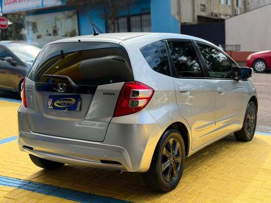 HONDA-FIT-2012