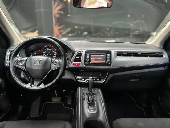 HONDA-HR-V-2017
