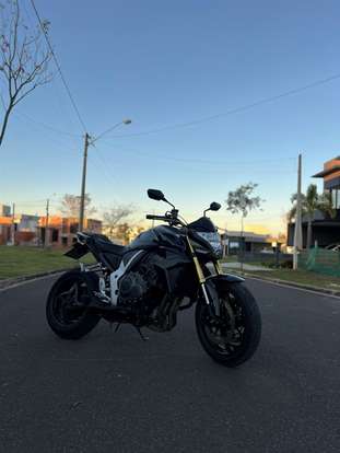 HONDA-CB 1000R-2014