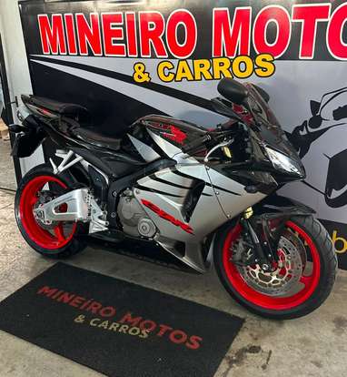 HONDA-CBR 600RR-2006